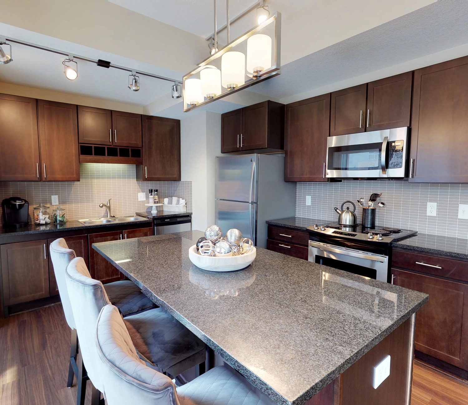 Upscale Residences in Minneapolis | Mill & Main
